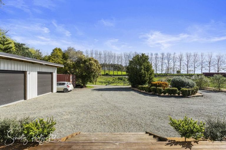 Photo of property in 316 Mountain Road, Maungaturoto, 0587