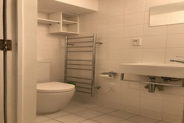 Photo of property in Hopper Street Apartments, 5/20 Hopper Street, Mount Cook, Wellington, 6011
