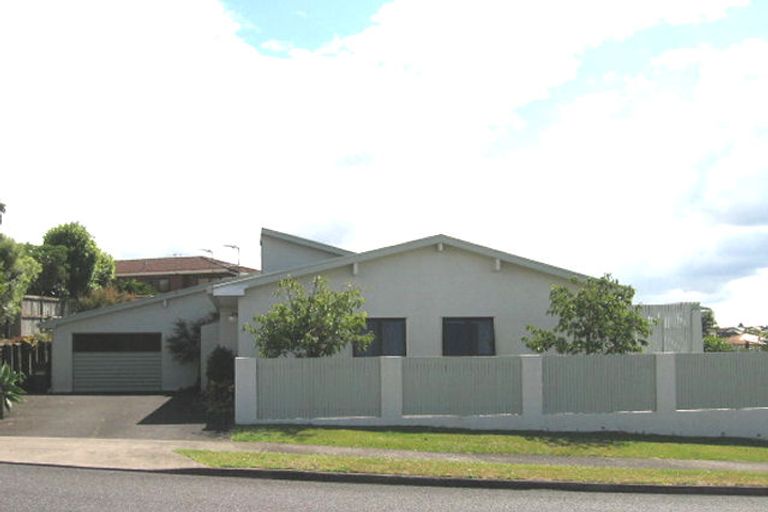 Photo of property in 34 Westpark Drive, West Harbour, Auckland, 0618