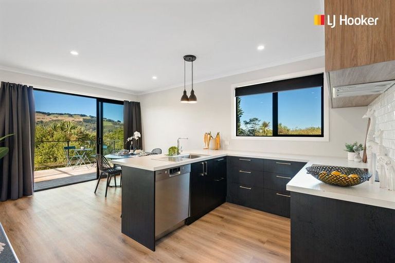 Photo of property in 7a Athol Place, Ravensbourne, Dunedin, 9022