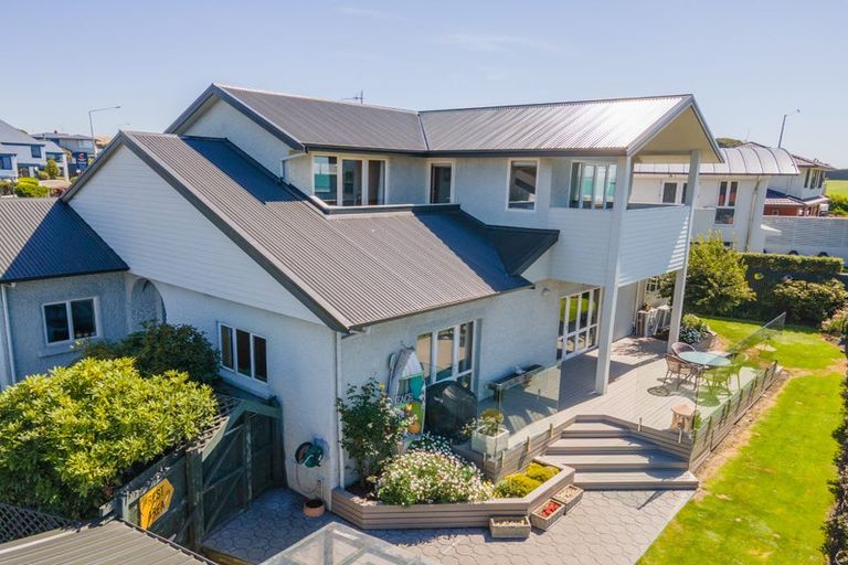 Photo of property in 1 Evans Street, Maori Hill, Timaru, 7910