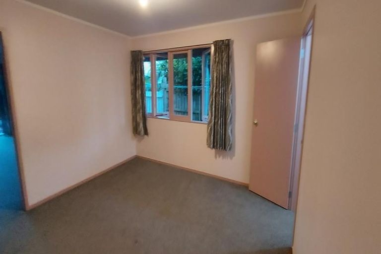 Photo of property in 30 Beach Road, Onerahi, Whangarei, 0110