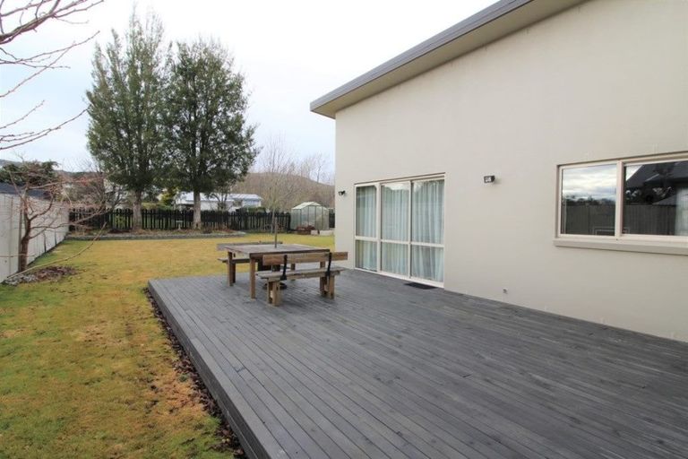 Photo of property in 5 Meadow Street, Lumsden, 9730