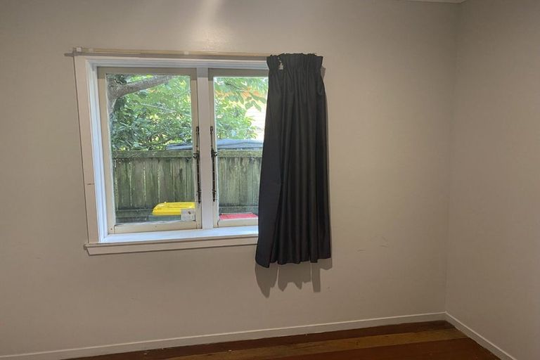 Photo of property in 24 Claudelands Road, Hamilton East, Hamilton, 3216