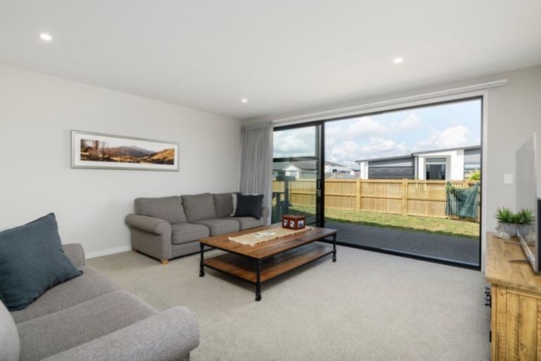 Photo of property in 2 Te Ataiti Lane, Pyes Pa, Tauranga, 3112