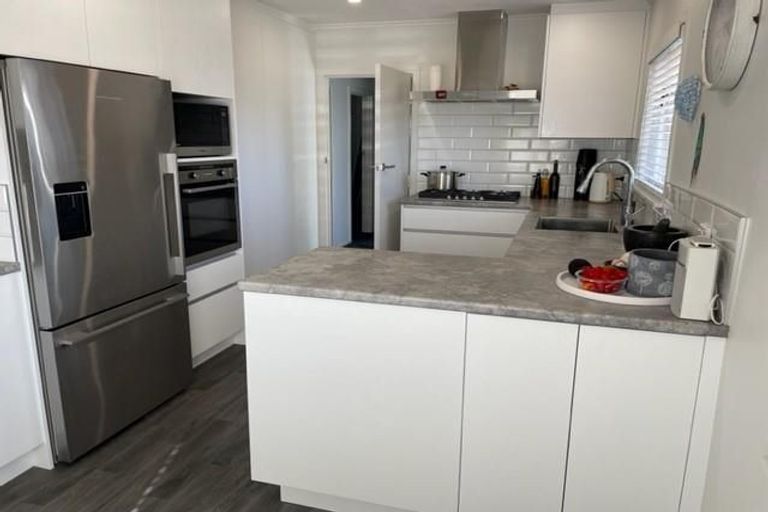 Photo of property in 1/3 Cameron Street, Papakura, 2110