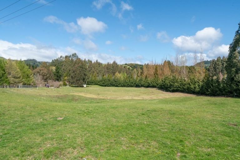 Photo of property in 3/504 Mapara Road, Acacia Bay, Taupo, 3385