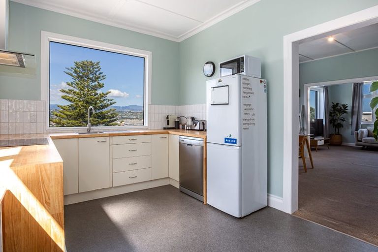 Photo of property in 38 Buckingham Street, Melrose, Wellington, 6023