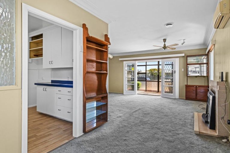 Photo of property in 216a Kennedy Road, Onekawa, Napier, 4110