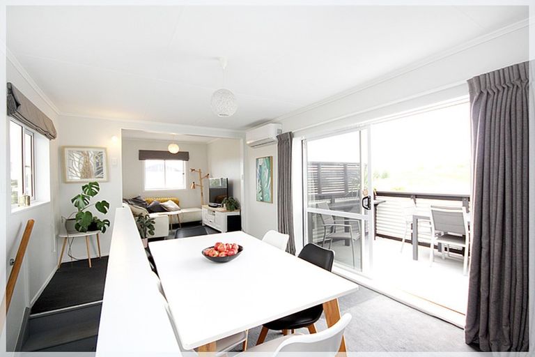 Photo of property in 6 Huia Street, Foxton Beach, Foxton, 4815