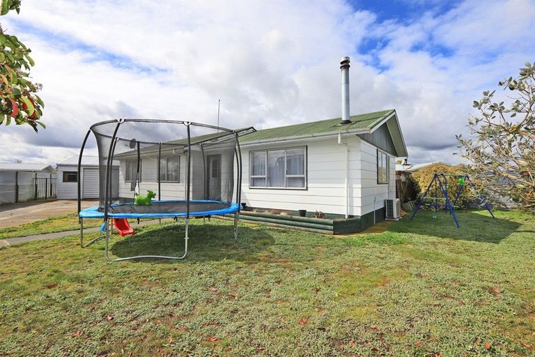 Photo of property in 16 Weddell Street, Flaxmere, Hastings, 4120