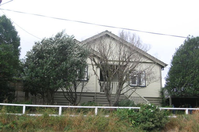 Photo of property in 12 Carroll Street, Ngaio, Wellington, 6035