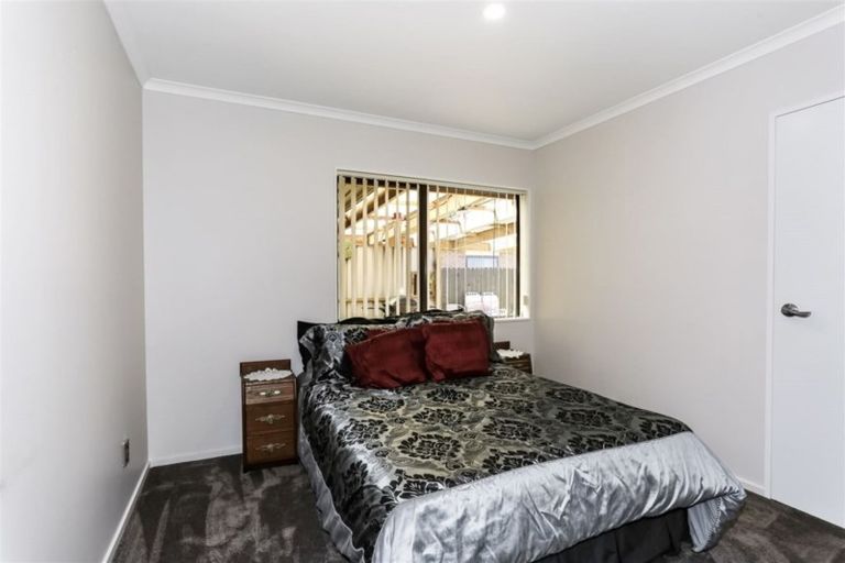 Photo of property in 9 Mccall Drive, Waiuku, 2123