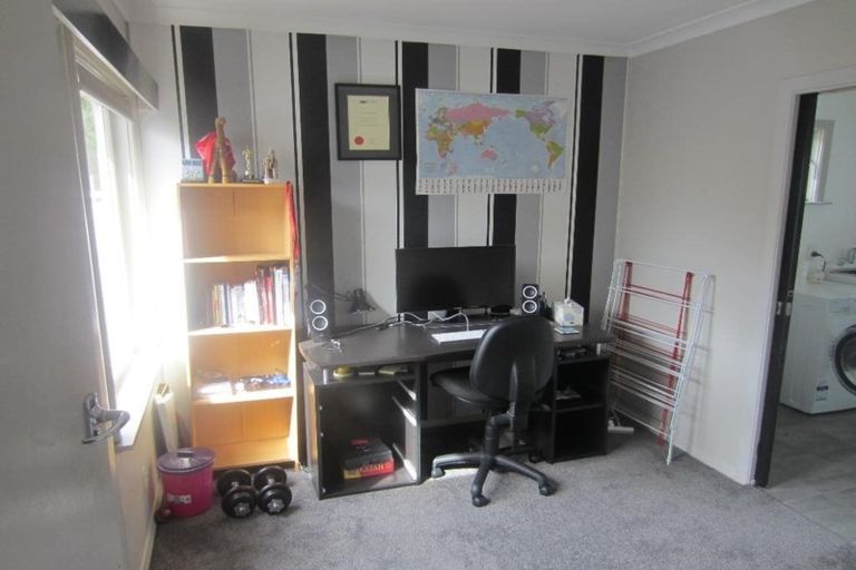 Photo of property in 9 Allen Terrace, Tawa, Wellington, 5028