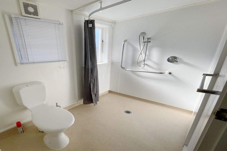 Photo of property in 52 Young Street, Saint Kilda, Dunedin, 9012