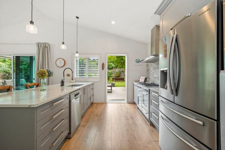 Photo of property in 70 Chesham Avenue, Waipahihi, Taupo, 3330