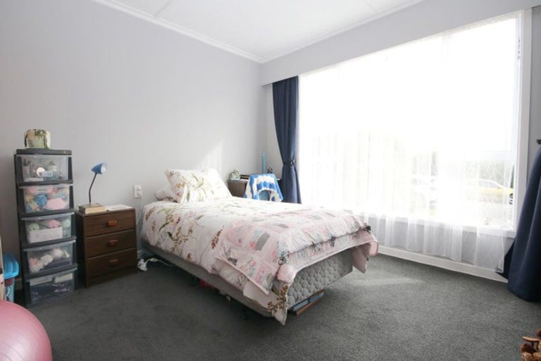 Photo of property in 33 Nichol Street, Heidelberg, Invercargill, 9812