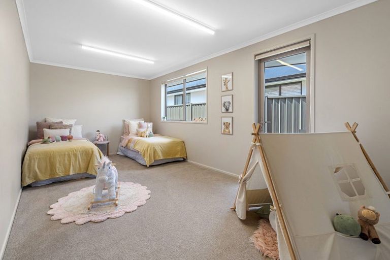 Photo of property in 28 Blacklock Road, Pyes Pa, Tauranga, 3112