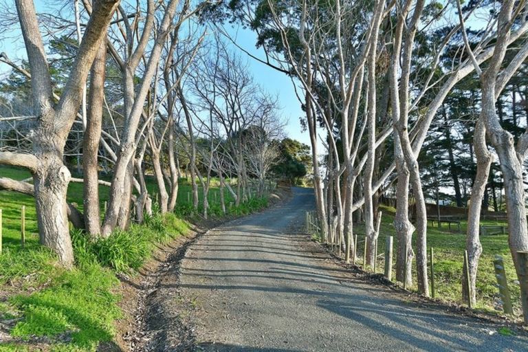 Photo of property in 245 Anderson Road, Helensville, 0875