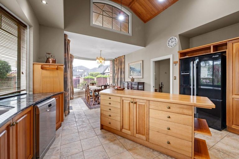 Photo of property in 17 Te Puroa Place, Huntington, Hamilton, 3210