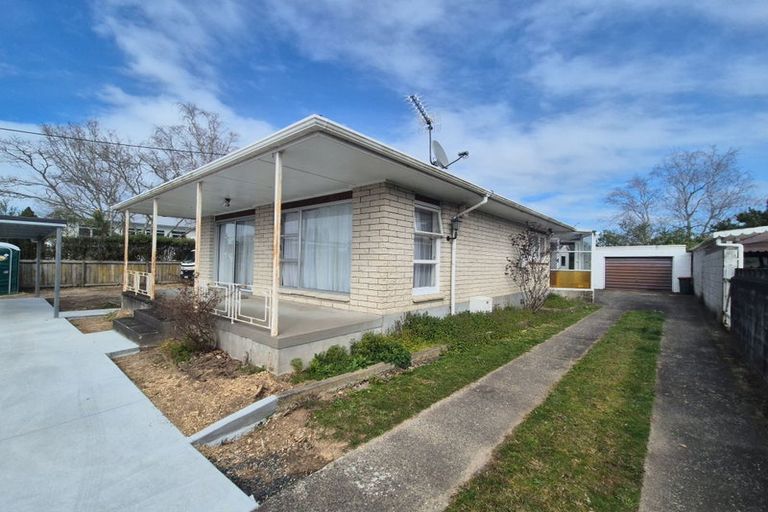Photo of property in 17 Regent Street, Silverdale, Hamilton, 3216