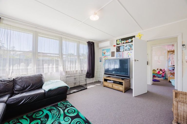 Photo of property in 18 Mackie Street, Waipukurau, 4200