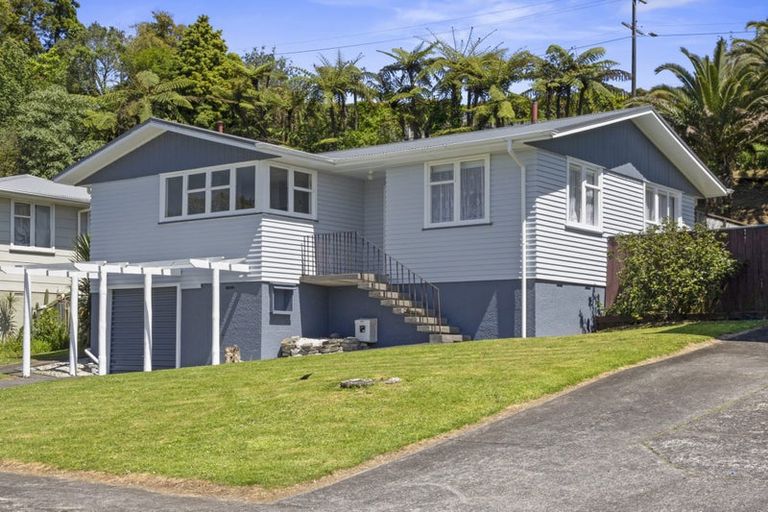 Photo of property in 12 Regent Place, Blagdon, New Plymouth, 4310