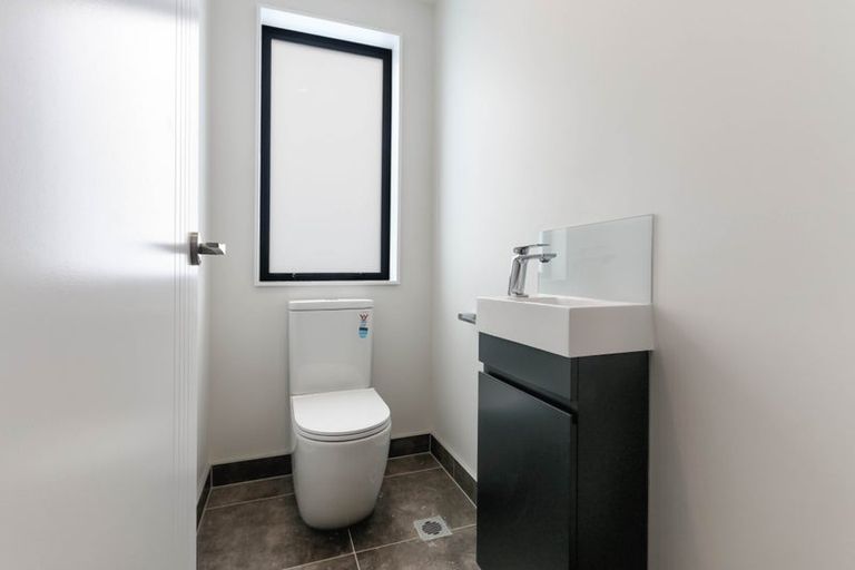 Photo of property in 1/30b Westgate Drive, Massey, Auckland, 0614