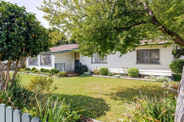 Photo of property in 5 Matai Place, Pahiatua, 4910