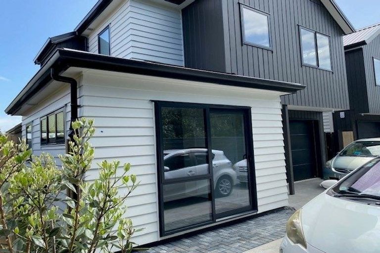 Photo of property in 23d Clark Road, Hobsonville, Auckland, 0616