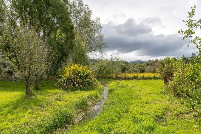 Photo of property in 839b Chester Road, West Taratahi, Carterton, 5791