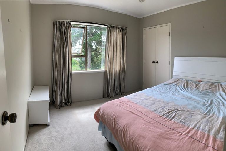 Photo of property in 8 Squirrel Lane, Browns Bay, Auckland, 0630