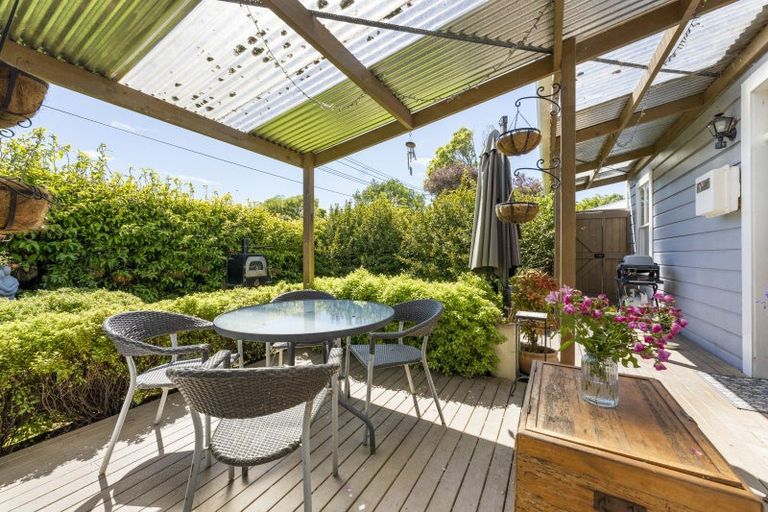 Photo of property in 33 Tararua Street, Pahiatua, 4910