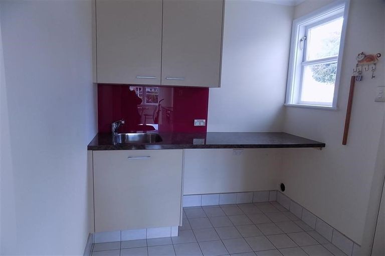 Photo of property in 1 Russell Road, Marewa, Napier, 4110