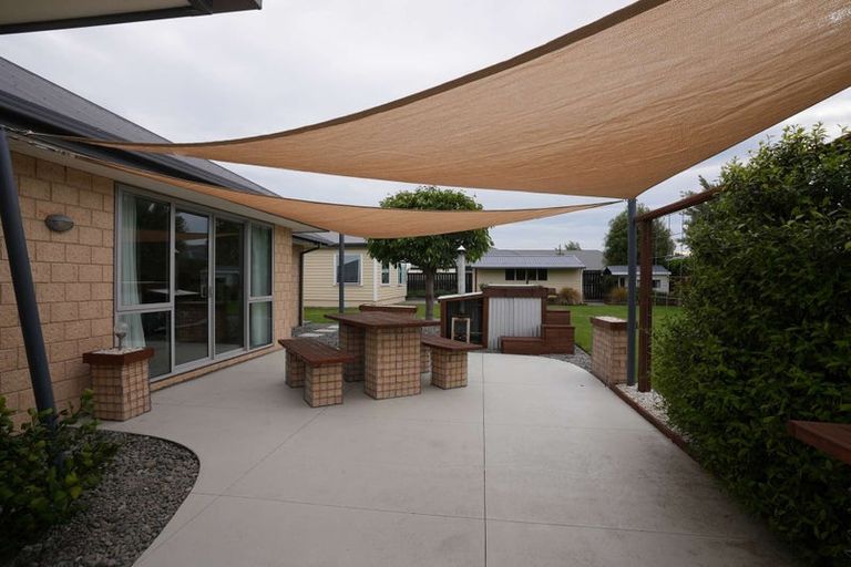 Photo of property in 17 Cameron Crescent, Rolleston, 7614