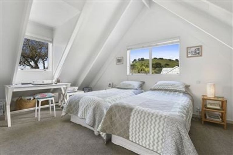 Photo of property in 1/1 Owens Road, Devonport, Auckland, 0624