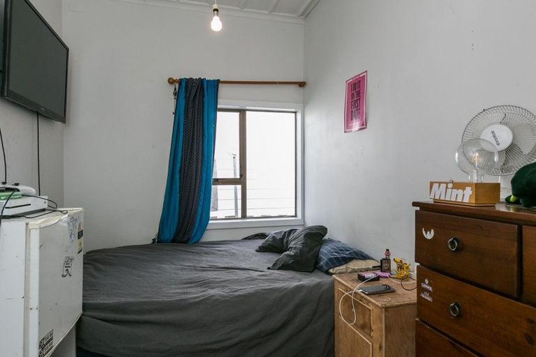 Photo of property in 64 Charles Street, Westshore, Napier, 4110