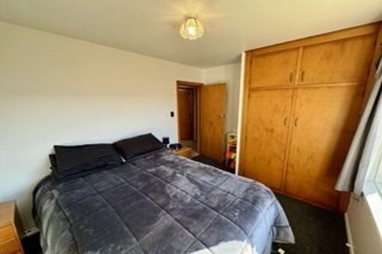 Photo of property in 2/78 Middlepark Road, Sockburn, Christchurch, 8042