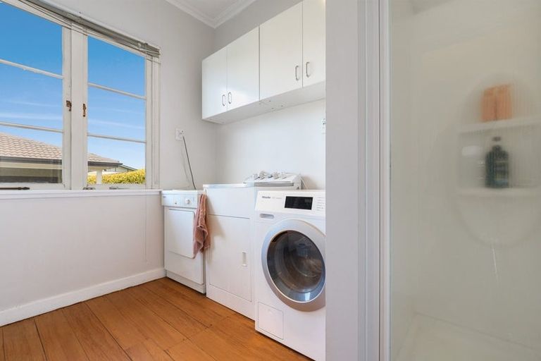 Photo of property in 462 Devonport Road, Tauranga South, Tauranga, 3112