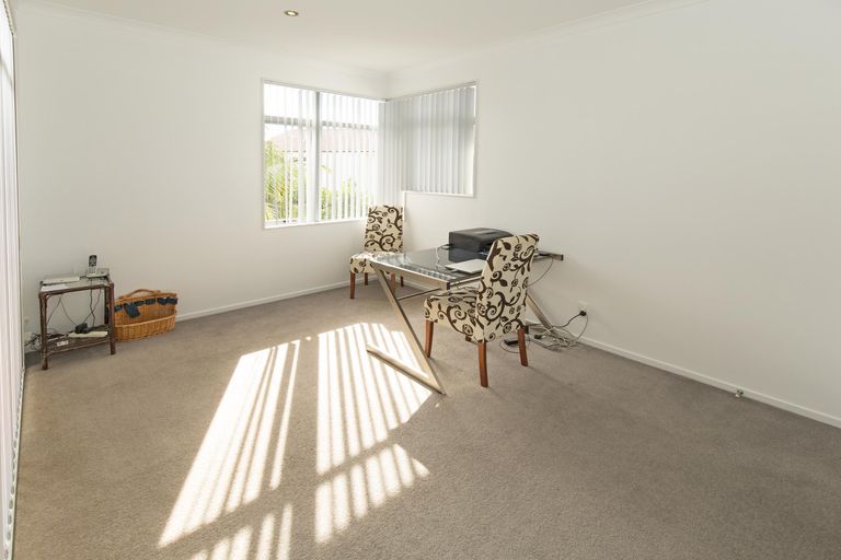 Photo of property in 22 Belle-mer Place, Gulf Harbour, Whangaparaoa, 0930