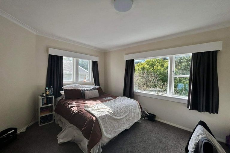Photo of property in 8 Butt Street, Brooklyn, Wellington, 6021