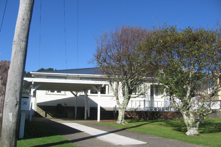 Photo of property in 36 Allen Terrace, Tawa, Wellington, 5028
