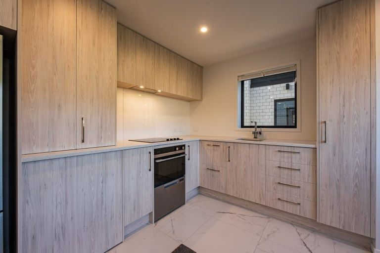 Photo of property in 7/182 Cambridge Terrace, Fairfield, Lower Hutt, 5011