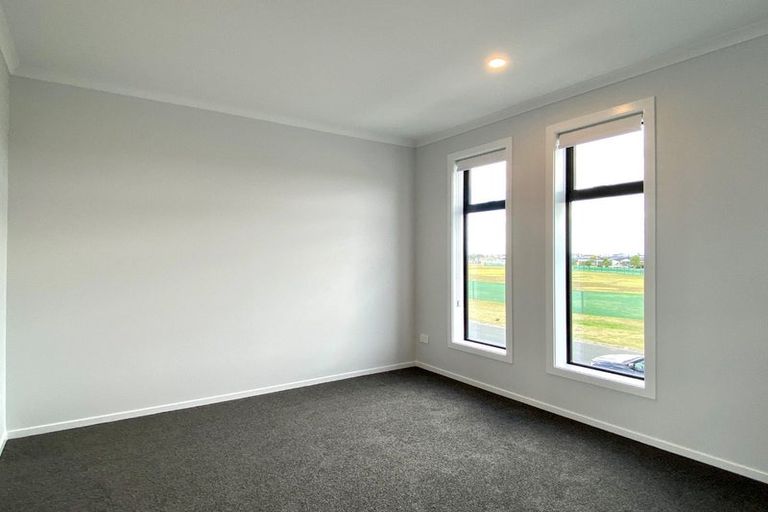 Photo of property in 9 Carronade Street, Papamoa Beach, Papamoa, 3118