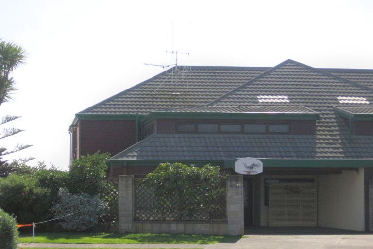 Photo of property in 28a Sunbrae Grove, Mount Maunganui, 3116