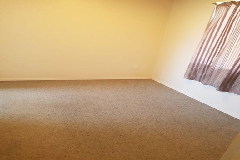 Photo of property in 85 Russell Road, Manurewa, Auckland, 2102