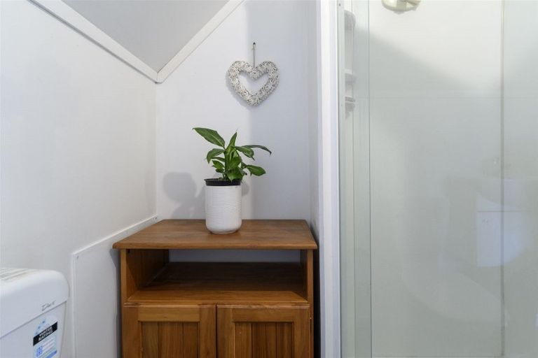 Photo of property in 24b Te Arawa Place, Welcome Bay, Tauranga, 3112