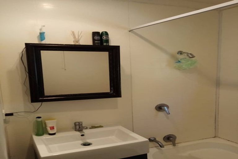 Photo of property in 8 Pimble Avenue, Karori, Wellington, 6012