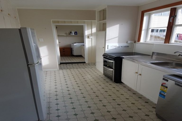 Photo of property in 120 Campbell Street, Karori, Wellington, 6012