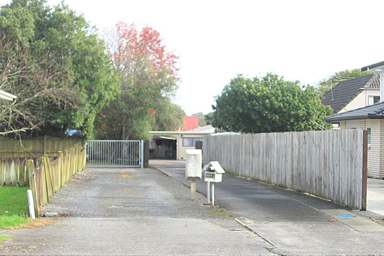 Photo of property in 2/327 Bucklands Beach Road, Bucklands Beach, Auckland, 2012